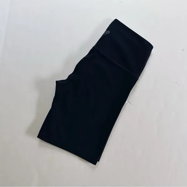 NEW Aritzia TNAction Hi-Rise 7" Short Biker Black - Image 8