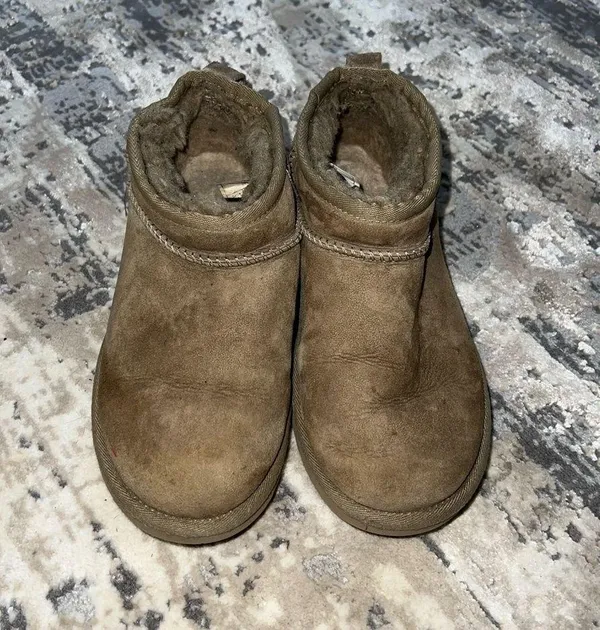 UGG Olive Classic Ultra Mini Boots Size 6 US $150 - Image 2
