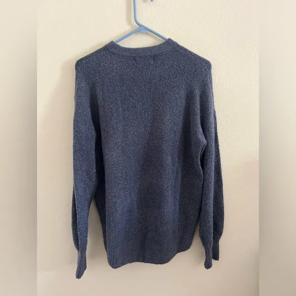 Old Navy Women’s Sweater - Image 2