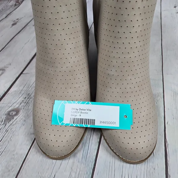DV by Dolce Vita Gerdy Beige‎ Perforated Wedge Booties Womens 9 Vegan Leather - Image 10