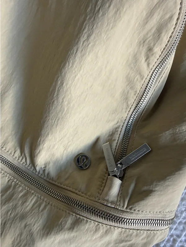 Lululemon City Adventurer Backpack - Image 6