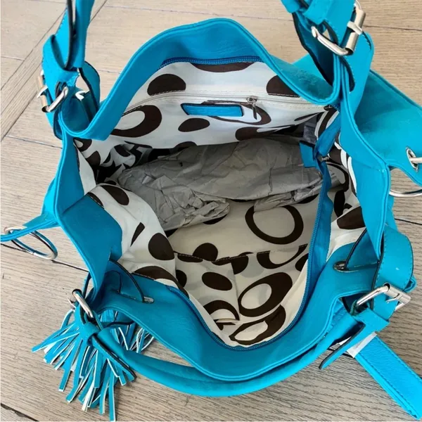 NWT Yoki Teal Vegan Leather Tassel 2-Way Slouchy Shoulder Bag - Image 5