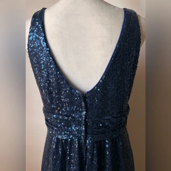 David’s Bridal Dark Blue Sequin V-Front & Back Long Dress 16 Spring‎ Wedding - Image 6