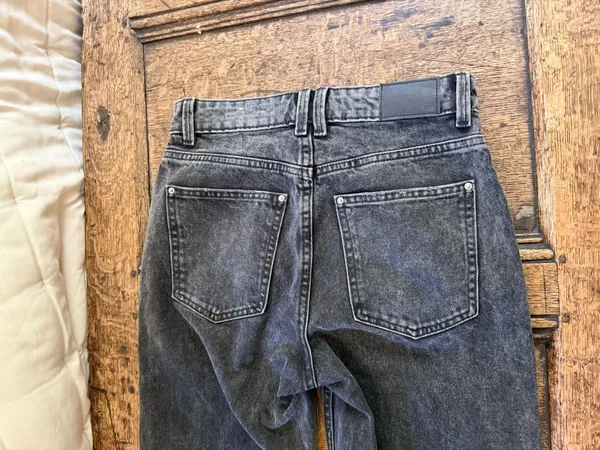 Black Zara straight leg jeans - Image 3