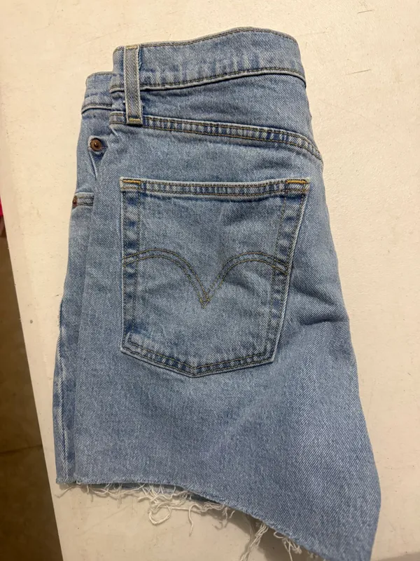 Levi’s Ribcage Shorts Denim - Image 3