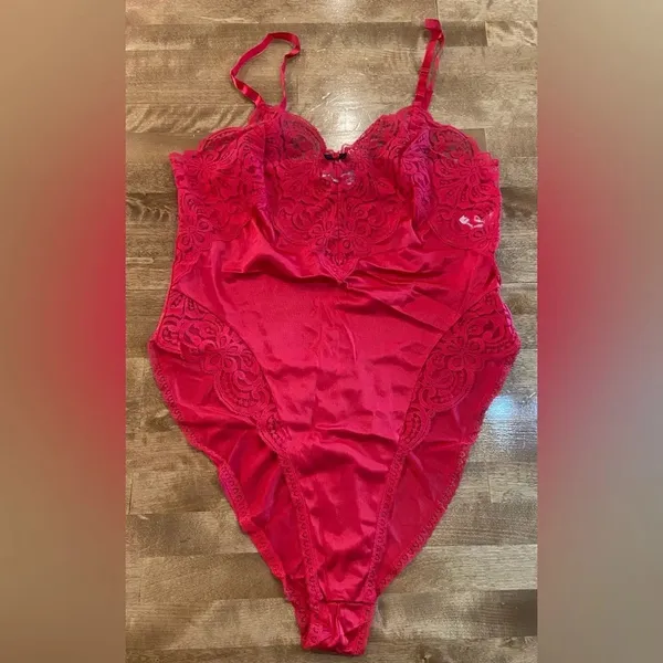 APPLAUSE Vintage Red Lace‎ High Cut Teddy 80s 90s Size 34 Made in the USA NWOT - Image 3