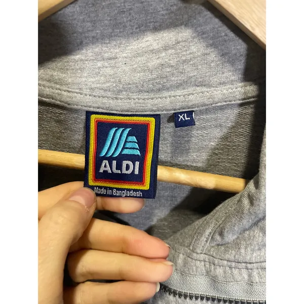 Aldi Gear Womens XL‎ Quarter Zip Sweatshirt Gray Rainbow Stripe Cuffs Pullover - Image 3