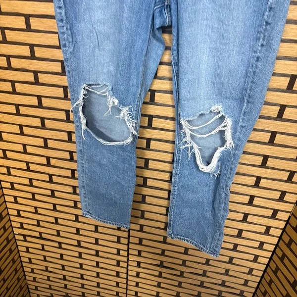 American‎ Eagle Mom Jeans Size 8 Short - Image 5