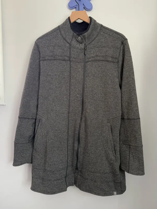 Title Nine Women’s XL Grey Full Zip Up Long Shacket Wool Outdoor Hike Winter - Image 2