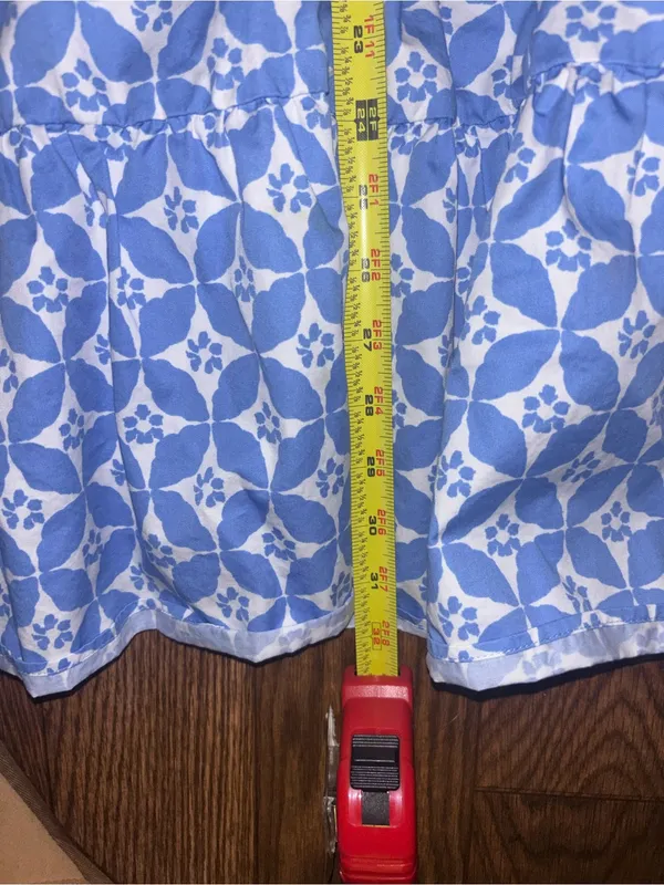 Lilly Pulitzer Vineyard Vines blue and white geometric print tiered midi dress size small - Image 5