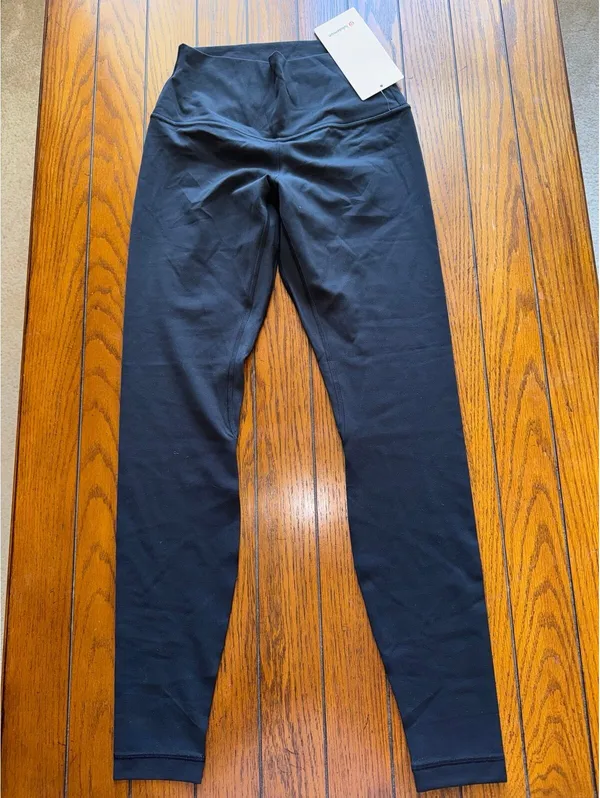 Lululemon Align High Rise 28” Black Size 6 NWT - Image 3