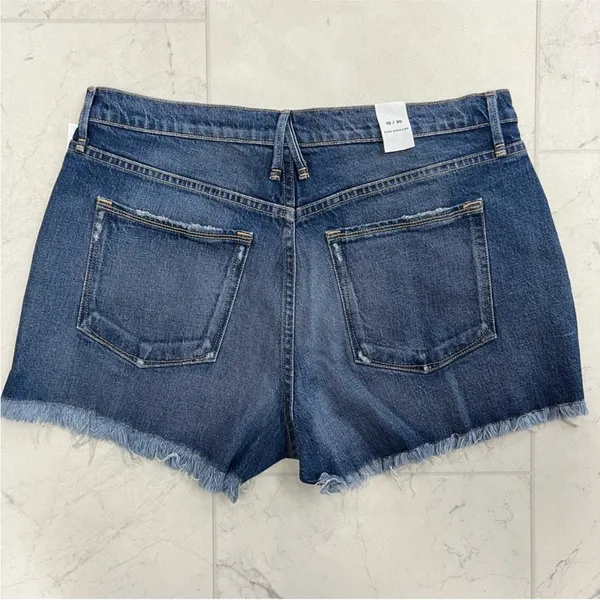 NEW! Good American Good 90’s Cut Off Denim Blue Jean Shorts Size 10 GNIS602T - Image 4