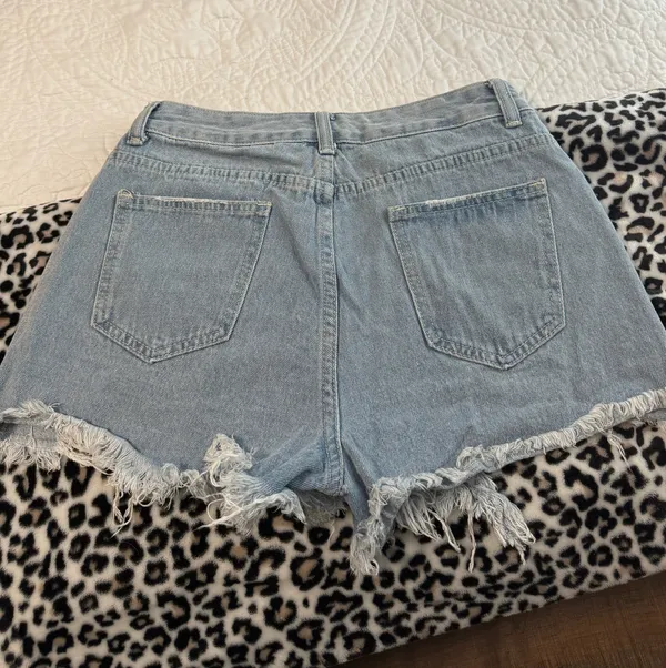 Boutique Shorts - Image 2