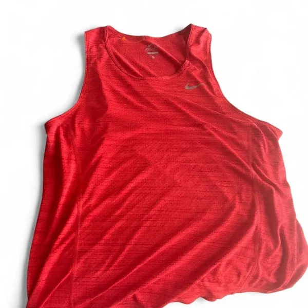 Red Nike Dri - Image 2
