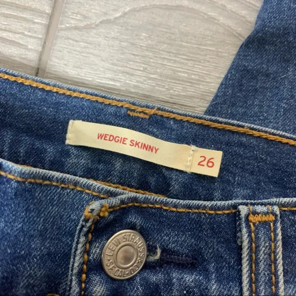 Levi’s‎ wedgie high rise skinny jeans pacific wave sz 26 - Image 10
