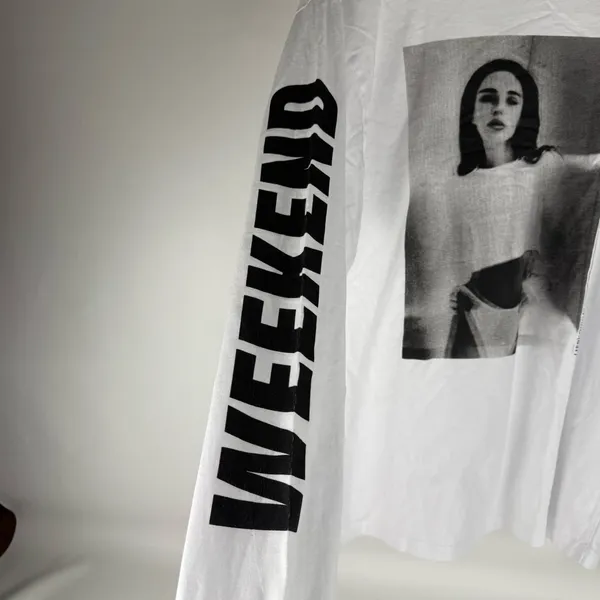 ASOS DESIGN Weekend Collective Graphic Long Sleeve Tee – Size US 4 - Image 5