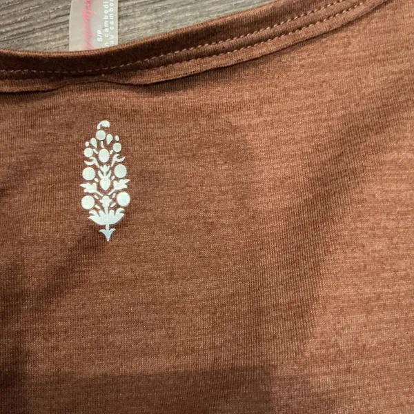 Free People FP Movement Twist Front Crop Tank Top Brown S Yoga Athleisure Boho - Image 4