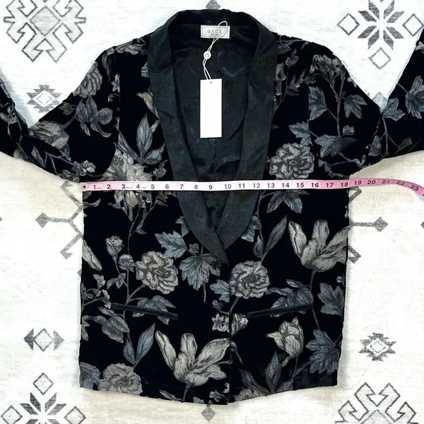 Sage The Label Headed Downtown Velvet Floral Blazer Size XS - Image 6
