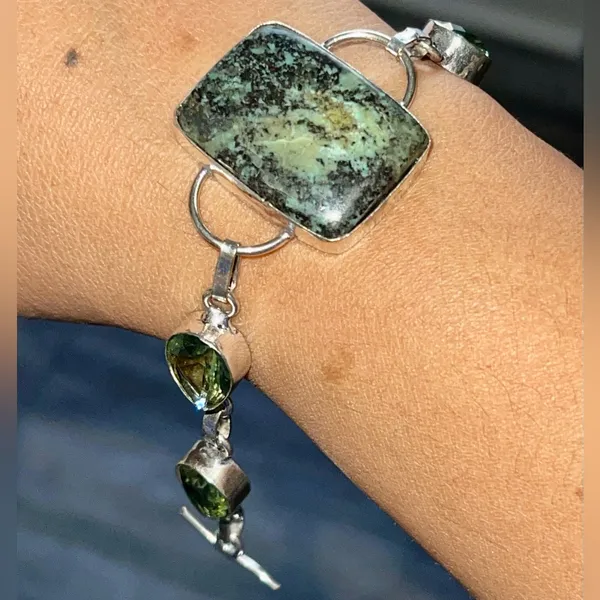 African Green Turquoise Bracelet 7”- 8” - Image 5