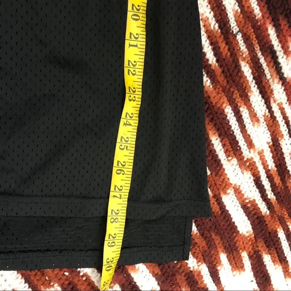 Vintage Toon Looney Tunes Space Jam Bugs Jersey Michael Jordan Size M Measurement in pics - Image 4
