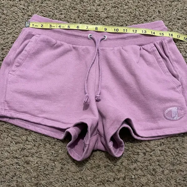 Champion shorts-Size Large - Image 6