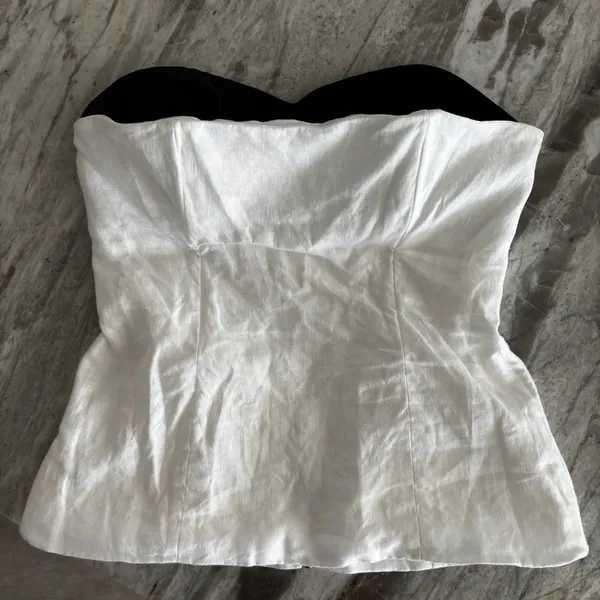 REFORMATION Ayda Linen Top White and Black Strapless Size 6 - Image 4
