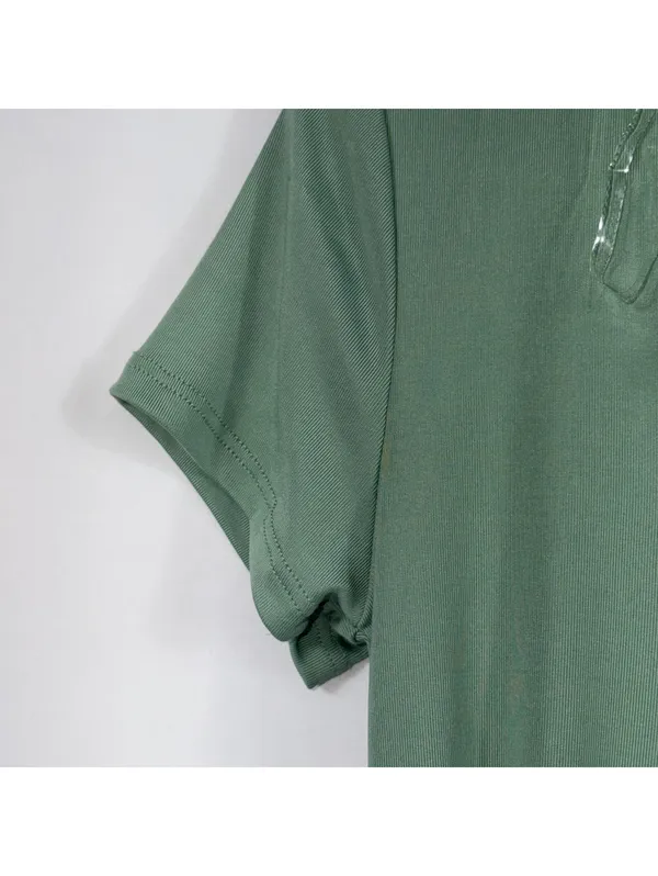 Heart & Hips Alexa Cropped Tee Sage Green Short Sleeve Top Size Small - Image 4
