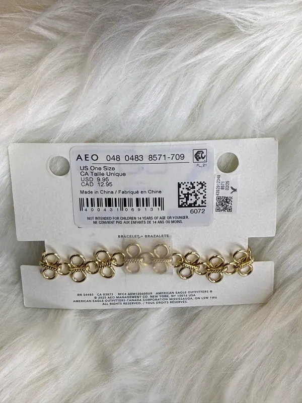 American Eagle Gold Bow Link Bracelet – New with Tags - Image 2