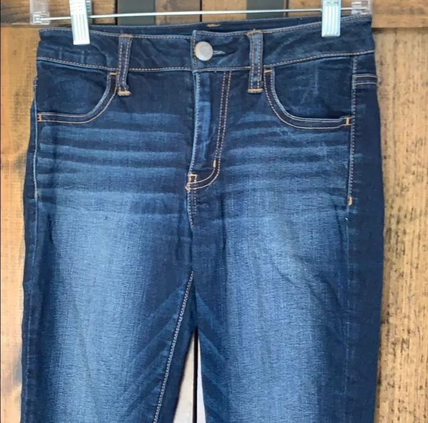 American eagle dark wash high rise jeans! - Image 5