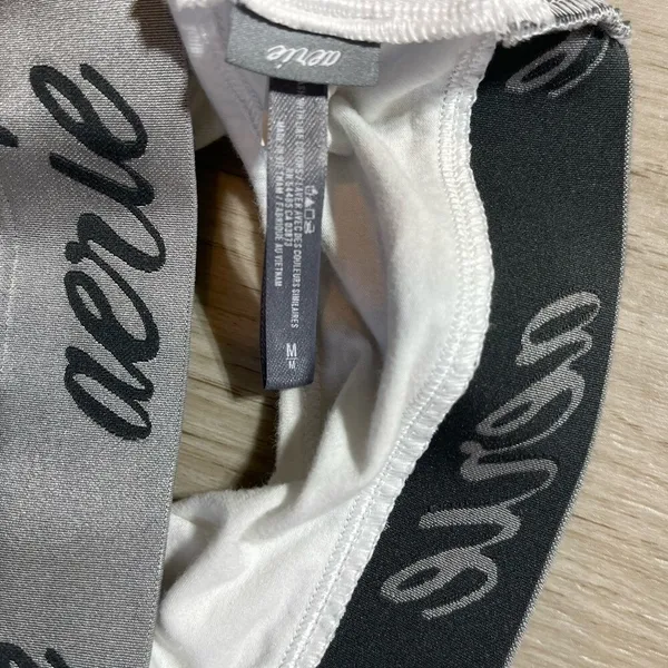 Aerie Women's White Gray Tie Front Sports Bra Size Medium Racerback Logo Band‎ - Image 4