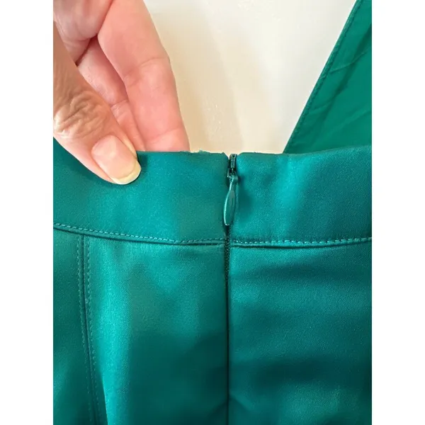 Anthropologie Green Sleeveless Plunge Satin Mini Holiday Cocktail Dress Size 10 - Image 6