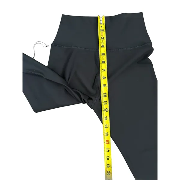 Alo Yoga 7/8 Leggings Airlift Black Size Medium NWT - Image 9