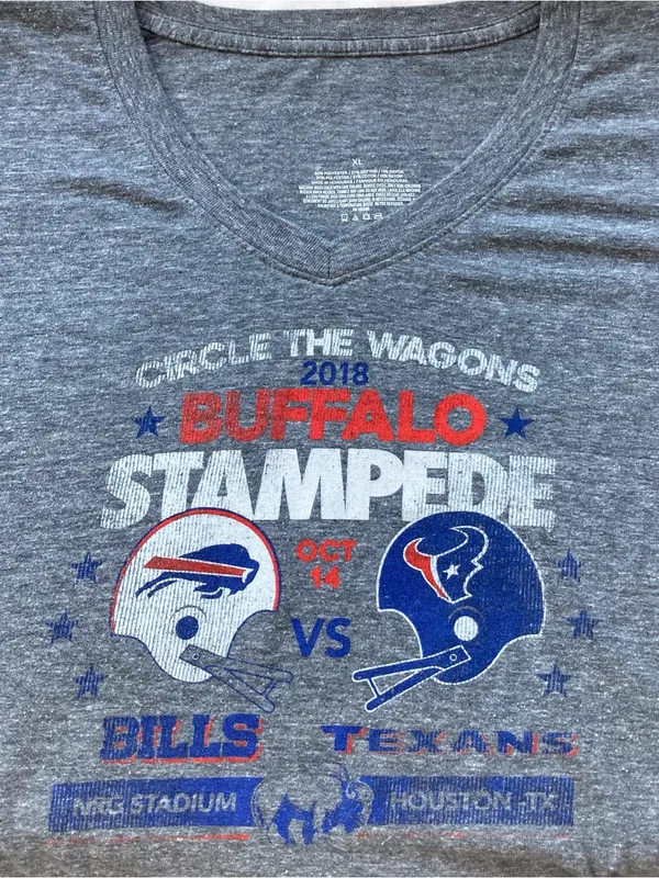 NFL Buffalo Bills vs Texans Graphic Tee Women, XL V-Neck T-Shirt Heather Gray - Image 7
