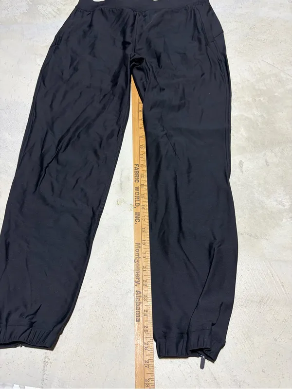 Lululemon adapted state Black Jogger Pants 10 - Image 5