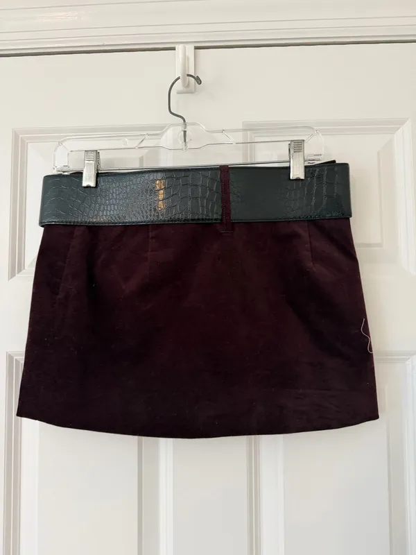 ZARA Maroon Velvet Corduroy Mini Skirt - Image 3