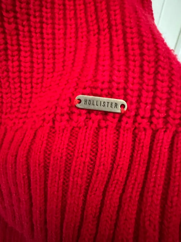 Red Hollister Sweater - Image 3