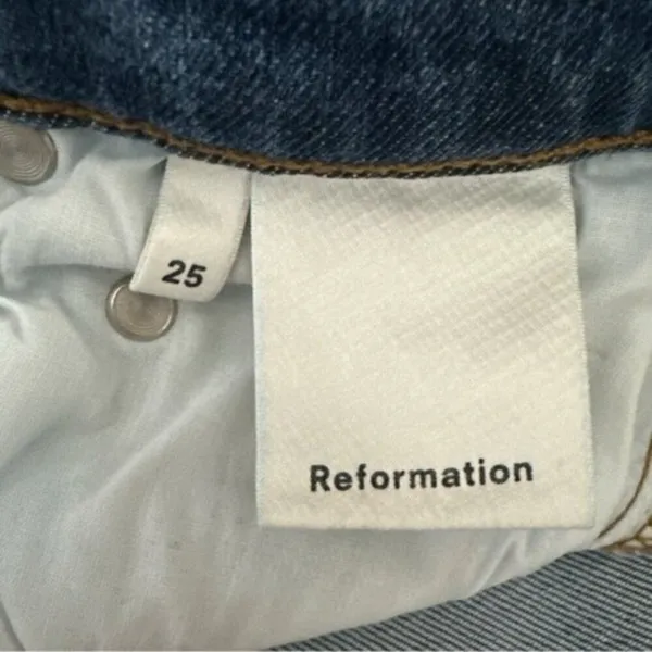 Reformation High & Skinny Jeans Size 25 - Image 11