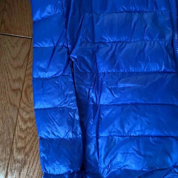 Vibrant Blue Hooded Puffer Jacket - Image 3