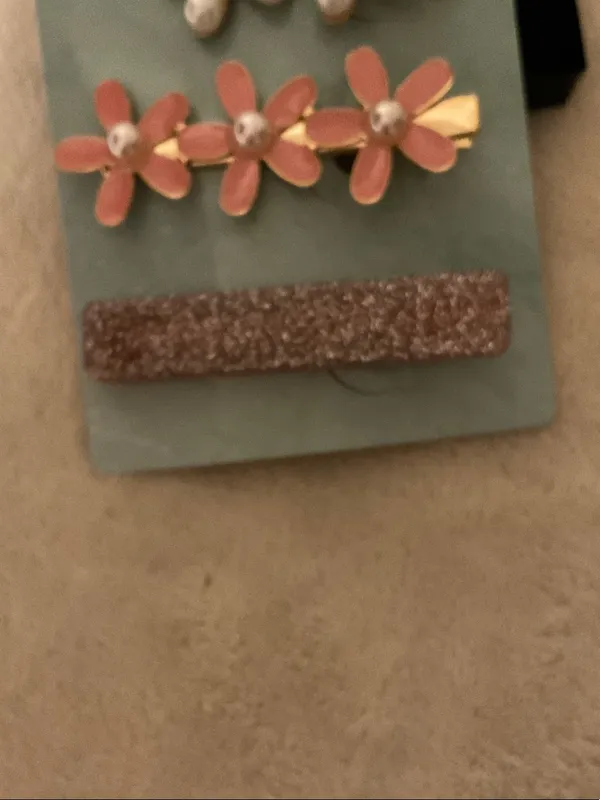 Pink Floral and Pearl Bobby Pin Set - 3 Pack - Image 4