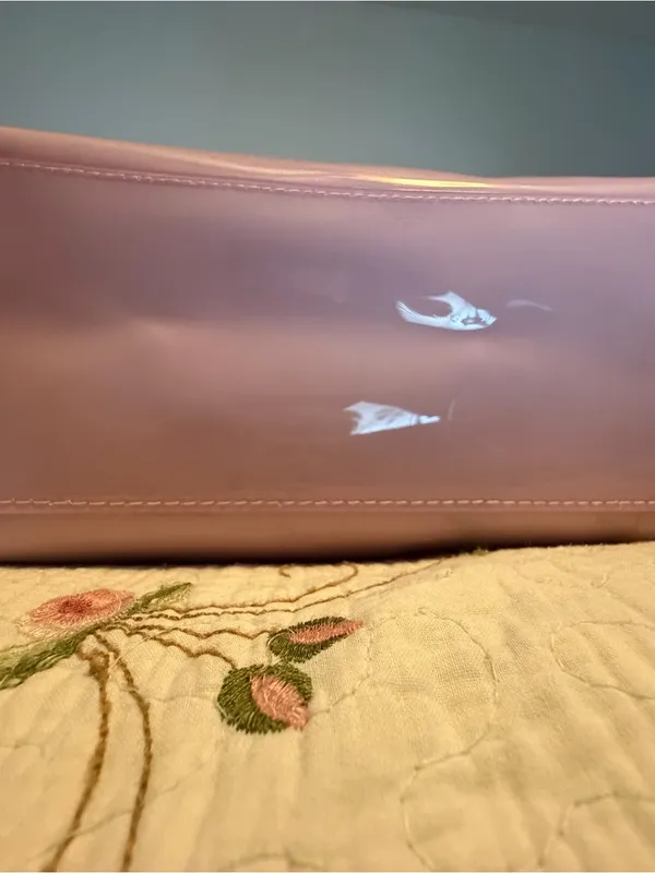 Ted Baker Pink Patent tote bag with Signature Bow Accent NWT - Image 8