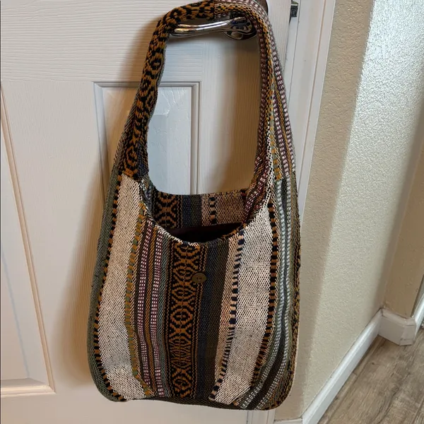Bohemian Style Hobo Bag, Woven Pattern, Fringe Details And Slouchy Shoulder Strap - Image 2