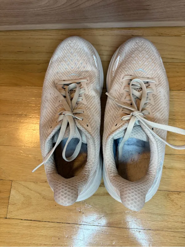 Hoka Women's Clifton 9 Sneakers - Size 7.5 - Image 5