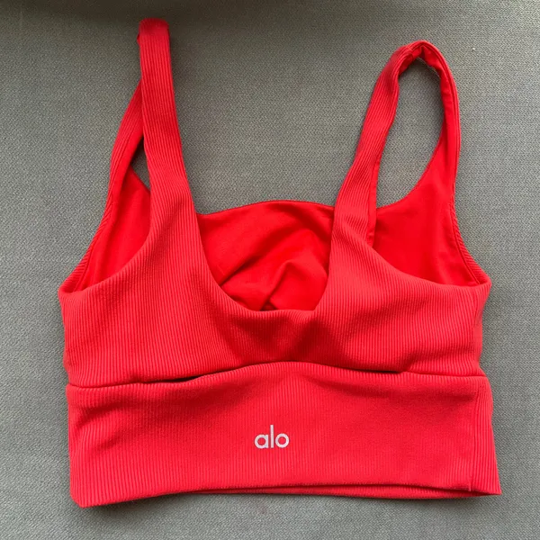 Alo Yoga Slit Bra Red Hot Summer S - Image 4
