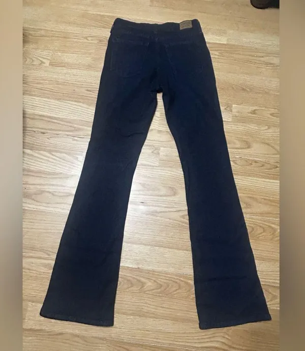 Signature Levis Women's size 2M w26 L32 Dark blue Mid rise Boot Cut Jeans - Image 8