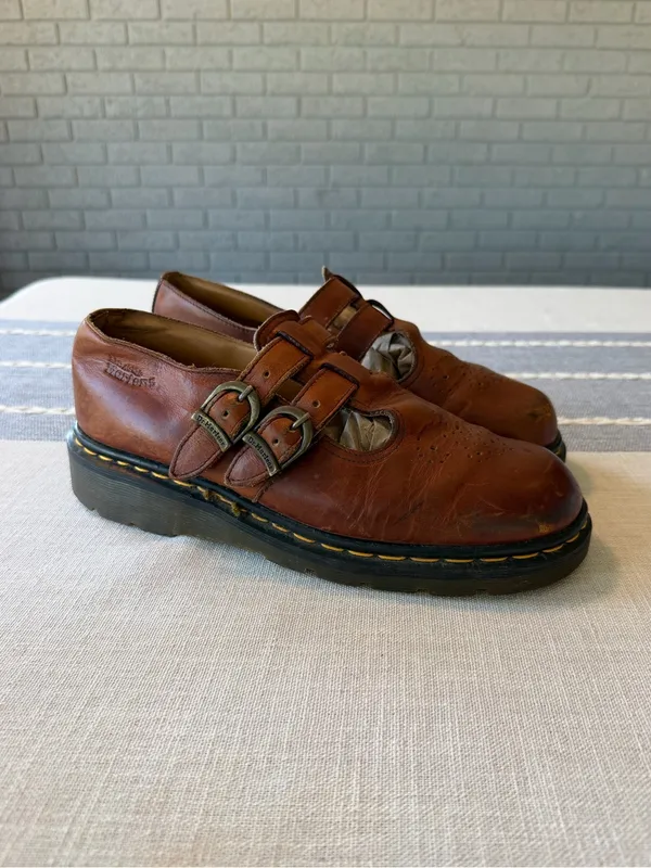 Vintage Dr. Martens 8065 Brown Leather Mary Jane Shoes Made in England Size 9 - Image 3
