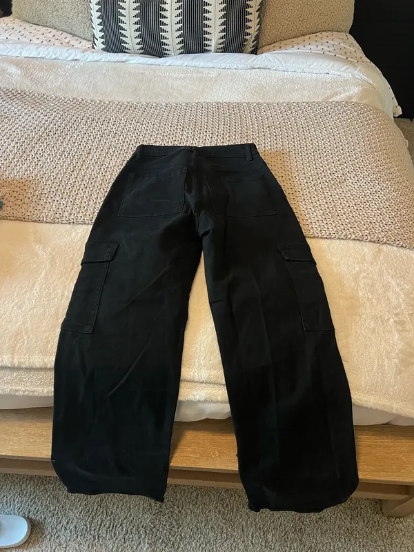 Amazon Cargo Pants - Image 3