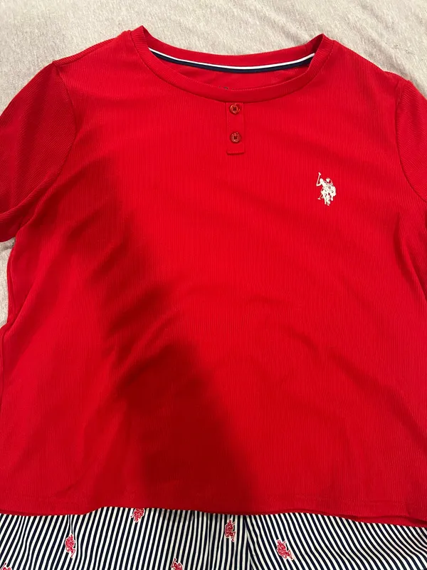 U.S. Polo Assn. ' Red Short Sleeve Henley Top with shorts set Size M - Image 5