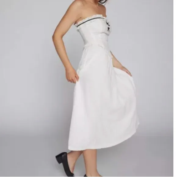 NWOT urban outfitters strapless white midi dress with eyelets - Image 3