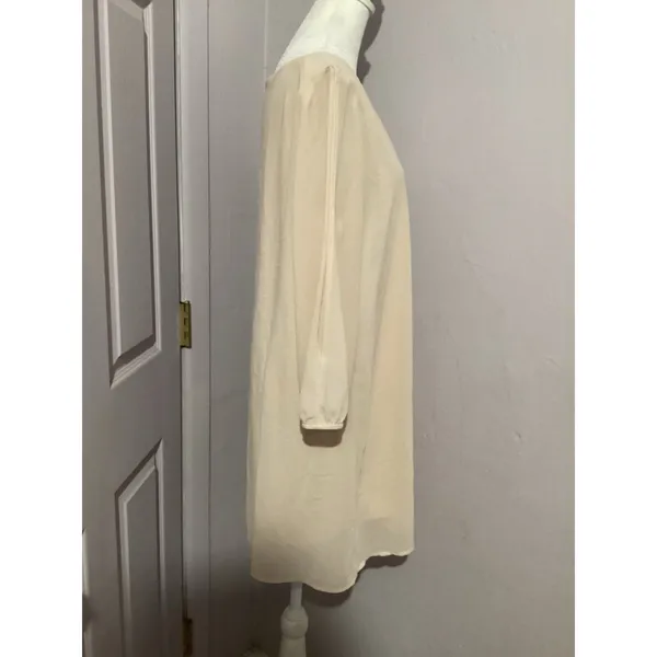 Lulus Beige Long Sleeve Slit Shift Mini Dress V-Neck Pullover M - Image 4