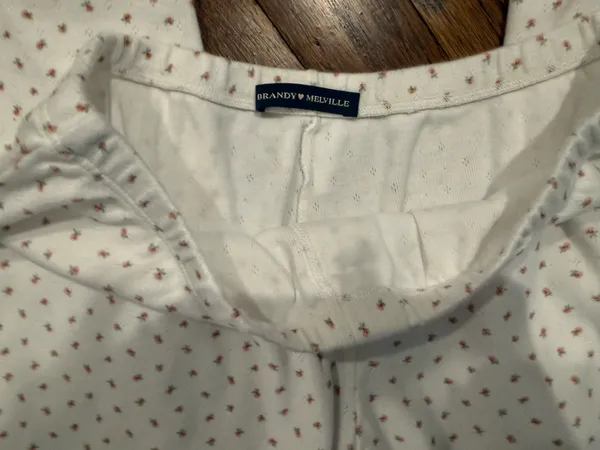 Brandy Melville White Straight-Leg Pants with Tiny Pink Floral Print - Image 5